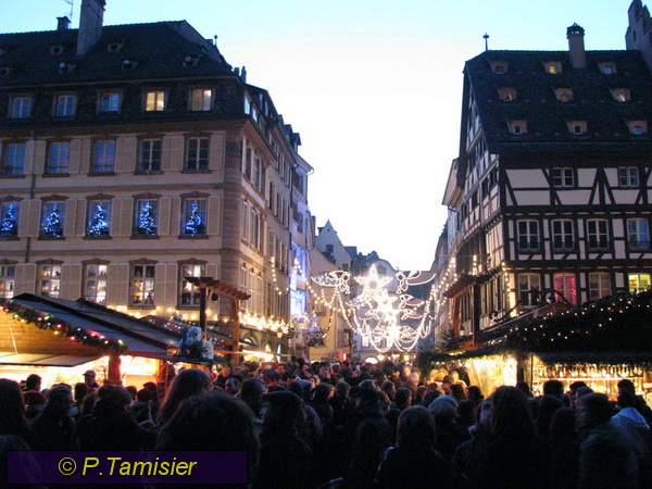 2008-12-13 17-54-10.JPG - Weihnachtszeit in den Vogesen Strassburg